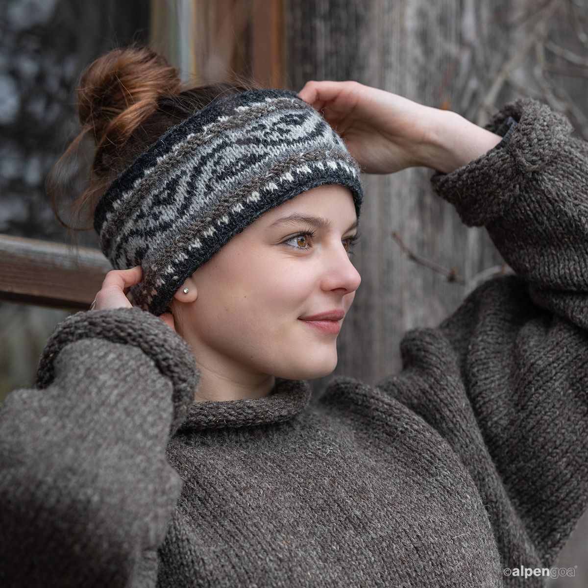 Stirnband Modell Tabea Tragebeispiel